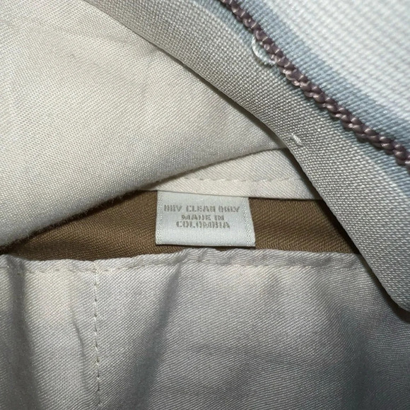 Austin Reed, England, London, 33, pleated front button zip clasp front closure. - Picture 5 of 10